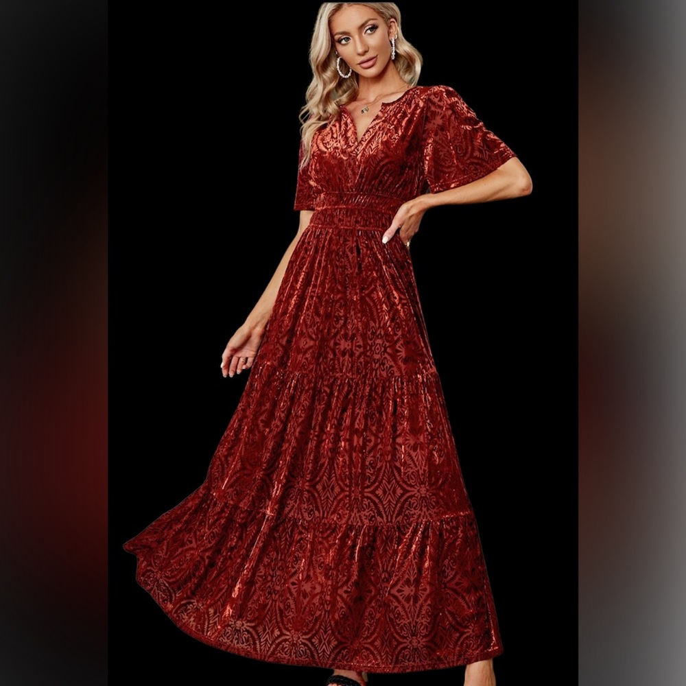 Elegant Red Velvet Maxi Dress
